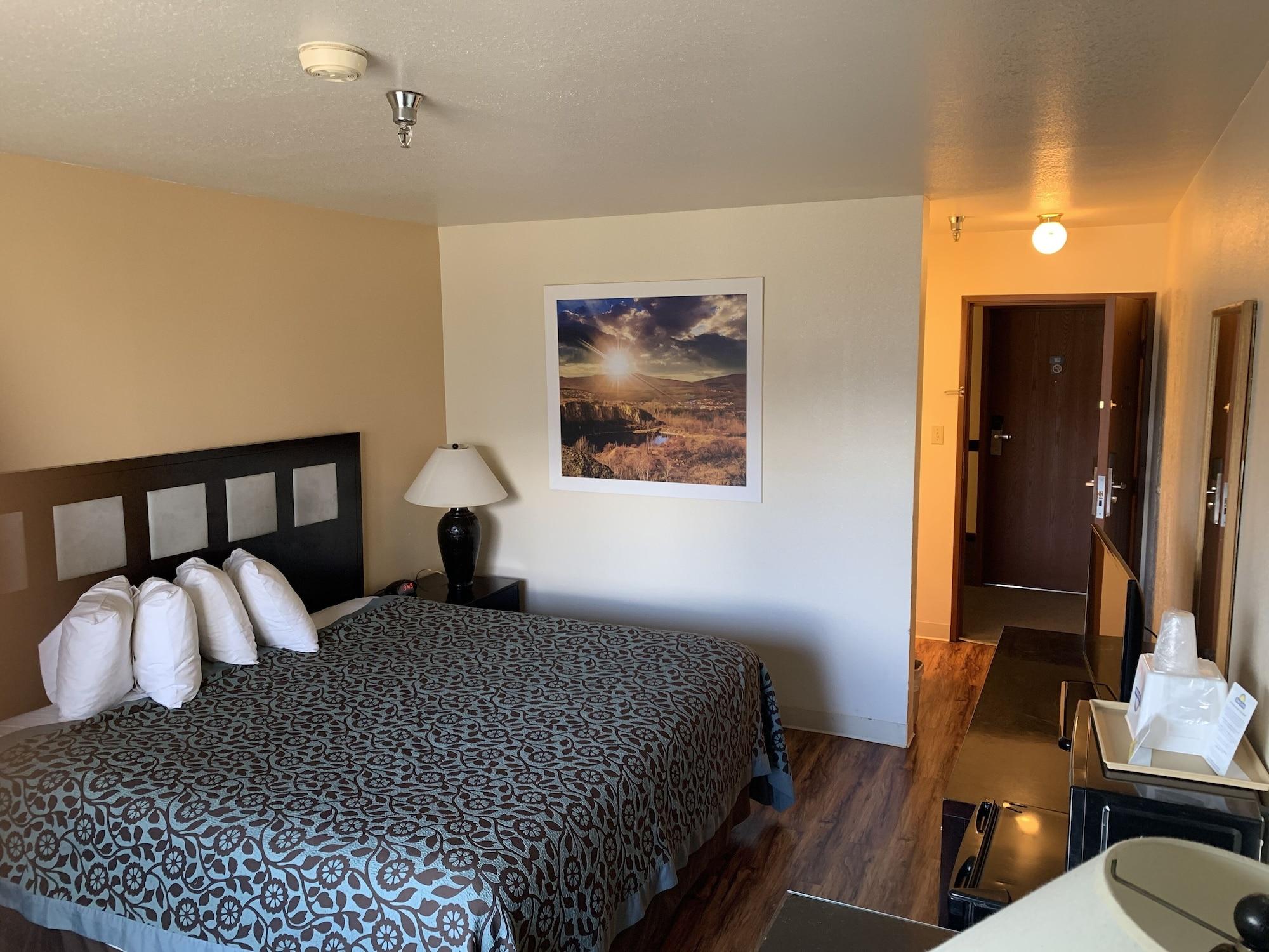 Days Inn By Wyndham Taos Exterior photo